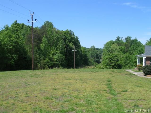 2621 Lynn Dr, Gastonia, NC 28054