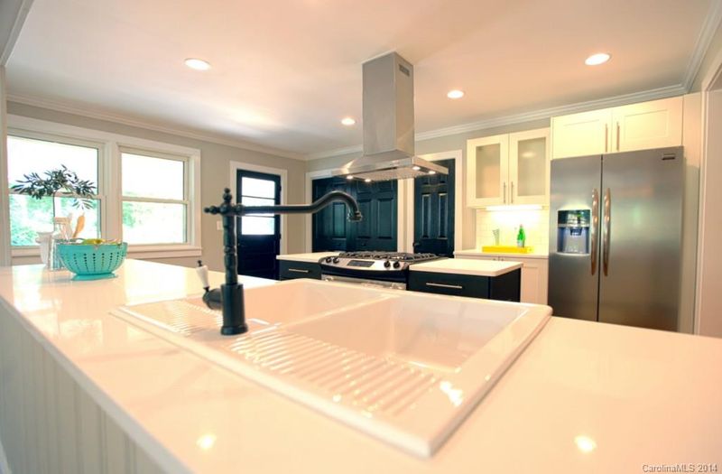 3419 Hayes Ct, Charlotte, NC 28205