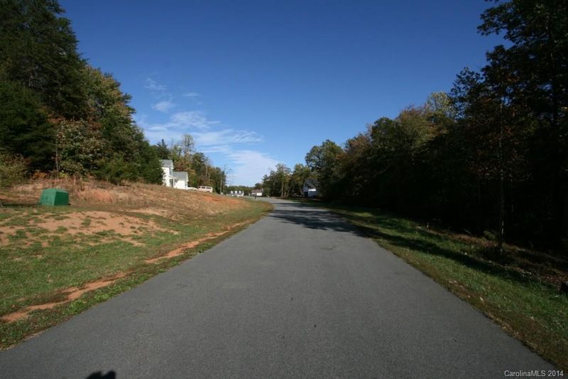 7854 Ridgeview Dr #6, Sherrills Ford, NC 28673