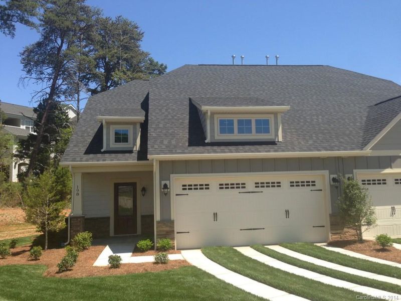198 NE Aztec Cir #32, Mooresville, NC 28817