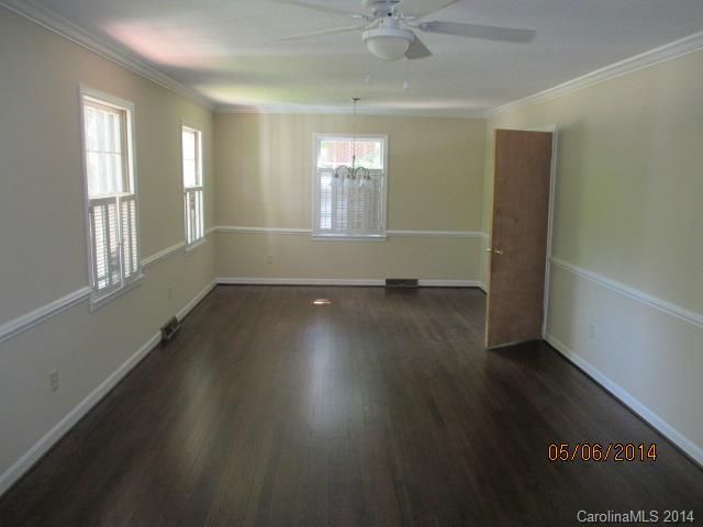 3124 Whitson Rd, Gastonia, NC 28056