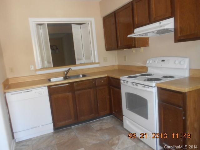 2809 Heathstead Pl, Charlotte, NC 28210