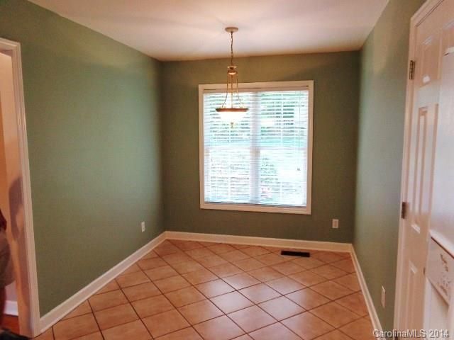 726 Cove Rd, Gastonia, NC 28052