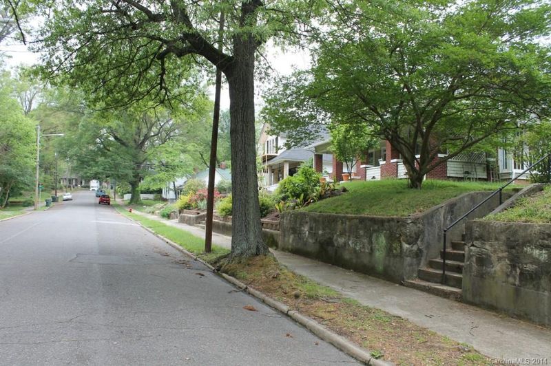 210 W 4th Ave, Gastonia, NC 28052