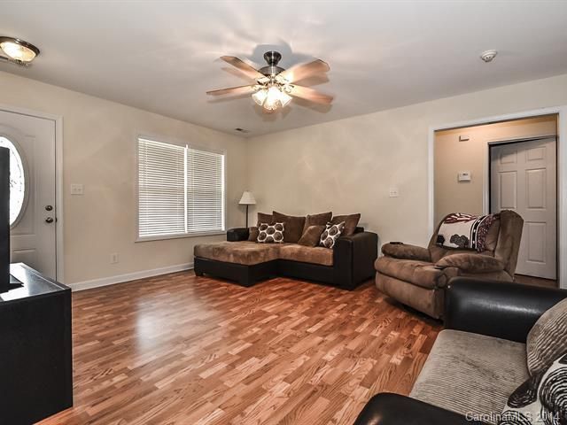 2004 Brantley Rd, Kannapolis, NC 28083