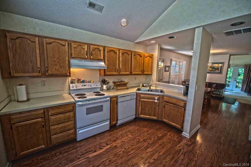 5960 Prescott Ct #5960, Charlotte, NC 28269