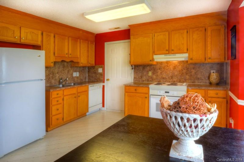 4667 Falcon Chase Dr, Concord, NC 28027