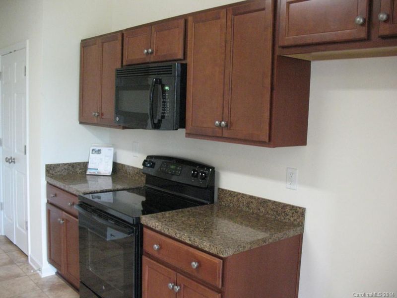 129 Olivia Ln, Lincolnton, NC 28092