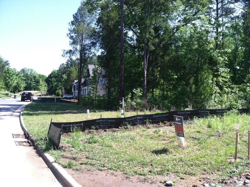 2882 Donegal Dr #371, Kannapolis, NC 28081