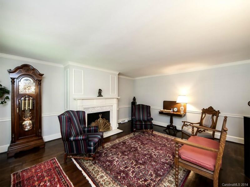 4801 Montclair Ave, Charlotte, NC 28211