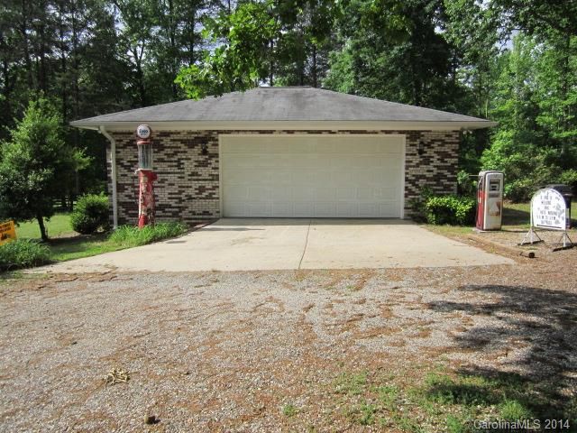 454 Freedom Mill Rd, Gastonia, NC 28052