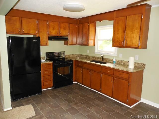 714 Mauney Rd, Stanley, NC 28164