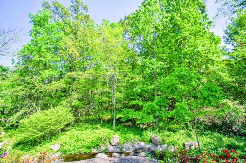 4515 Fox Brook Ln, Charlotte, NC 28211
