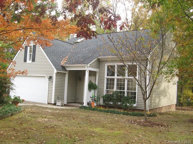 2006 Annecy Dr, Matthews, NC 28105