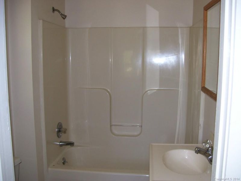 211 Caldwell St, Kannapolis, NC 28083