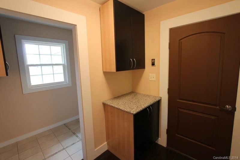 200 Clearbrook Rd, Matthews, NC 28105
