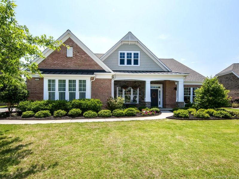 10006 Chimney Dr, Waxhaw, NC 28173