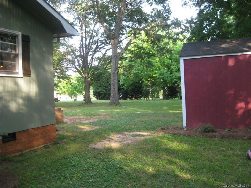 2544 Carroll St, Monroe, NC 28110