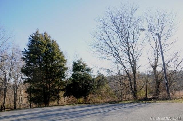1516 Belleview Dr, Conover, NC 28613