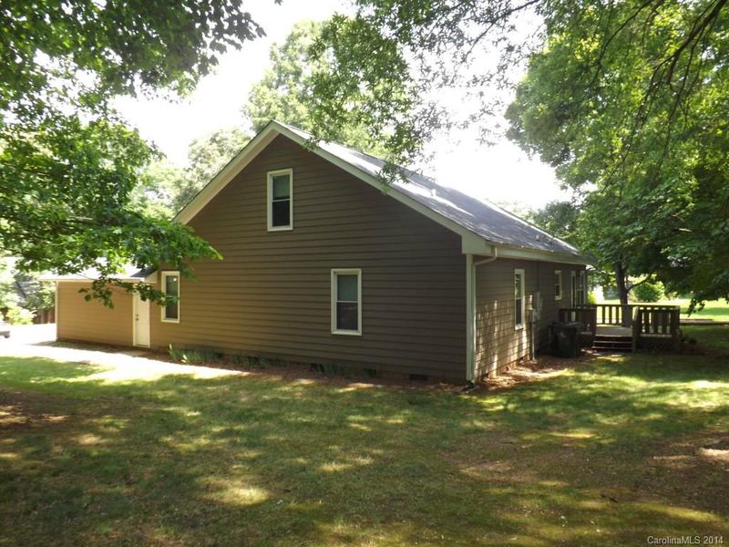 1723 Lake Lee Dr, Monroe, NC 28112