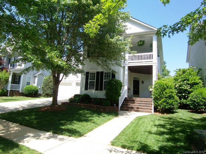 10015 Willow Leaf Ln, Cornelius, NC 28031