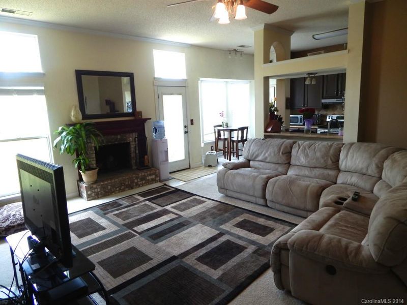 3209 Nedmore Ct, Matthews, NC 28105