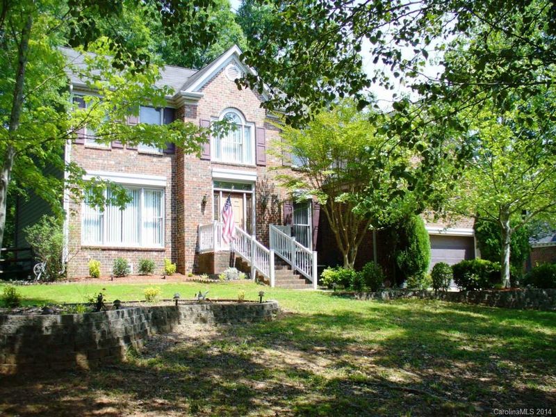 2423 Annecy Dr, Matthews, NC 28105