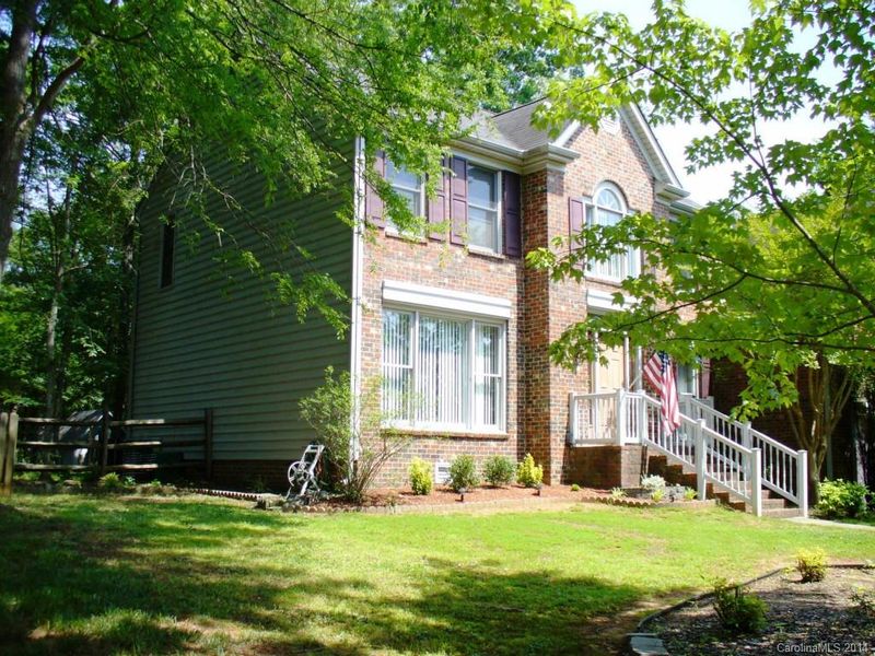 2423 Annecy Dr, Matthews, NC 28105
