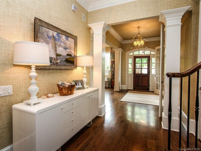 9106 Heydon Hall Cir, Charlotte, NC 28210