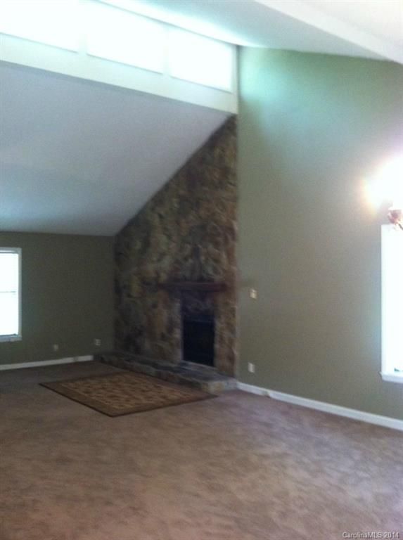 8333 Barncliff Rd, Charlotte, NC 28227