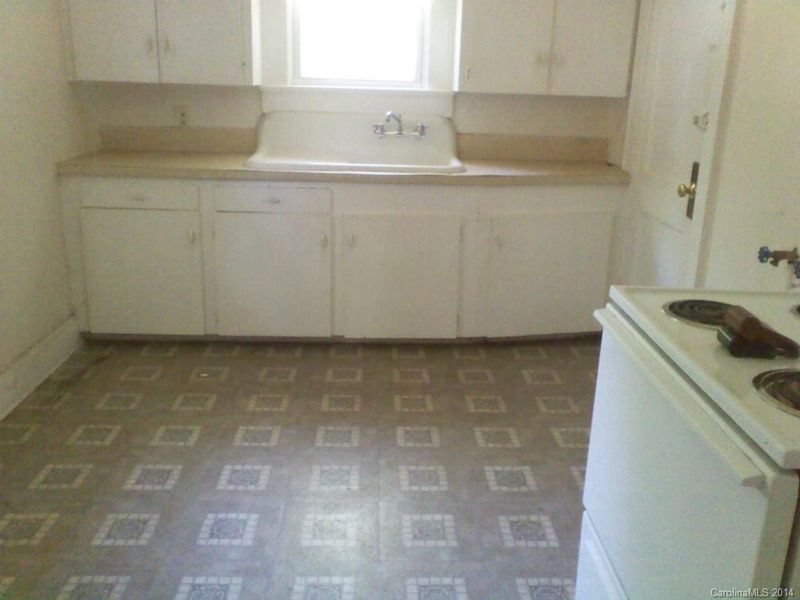 373 Spring St, Concord, NC 28025