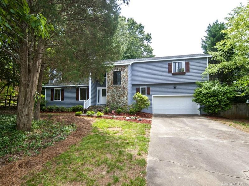 7900 Serendipity Ln, Charlotte, NC 28277