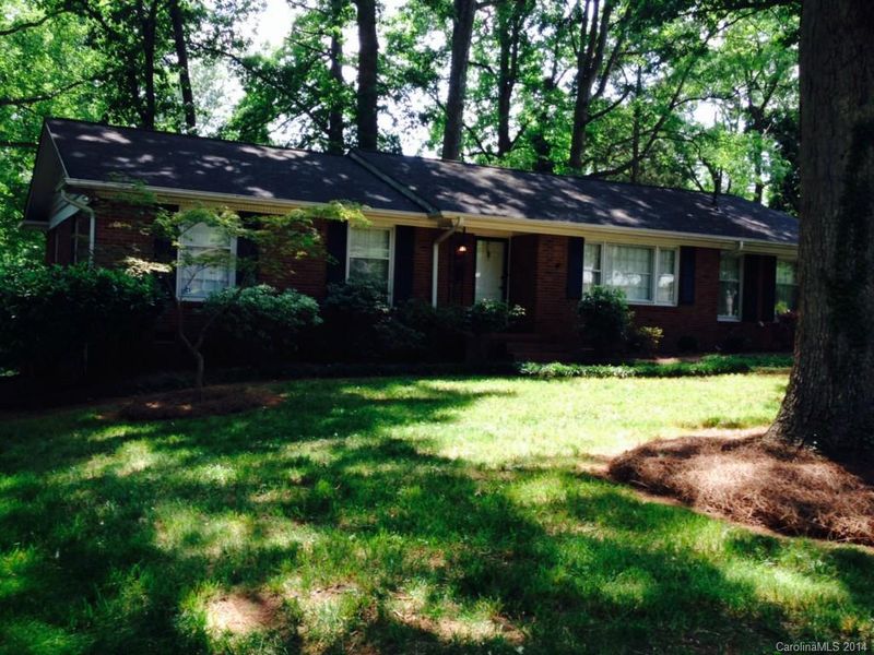 6114 Rose Valley Dr, Charlotte, NC 28210