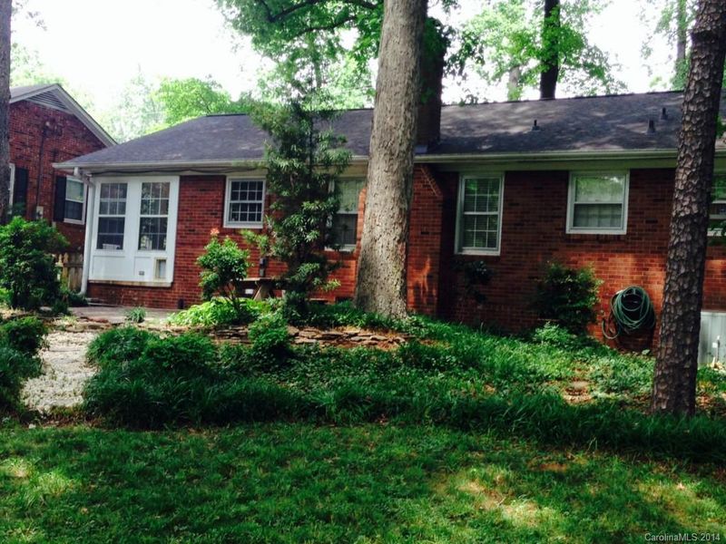 6114 Rose Valley Dr, Charlotte, NC 28210