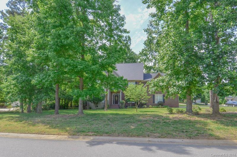 10511 Old Brassle Dr, Mint Hill, NC 28227