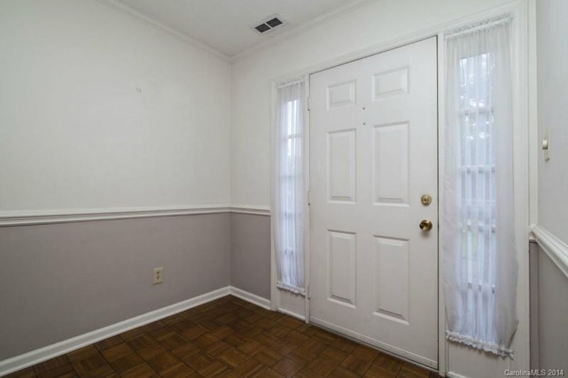 13534 Idlewild Rd, Matthews, NC 28105