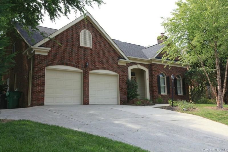2909 Planters Walk Ct, Charlotte, NC 28210
