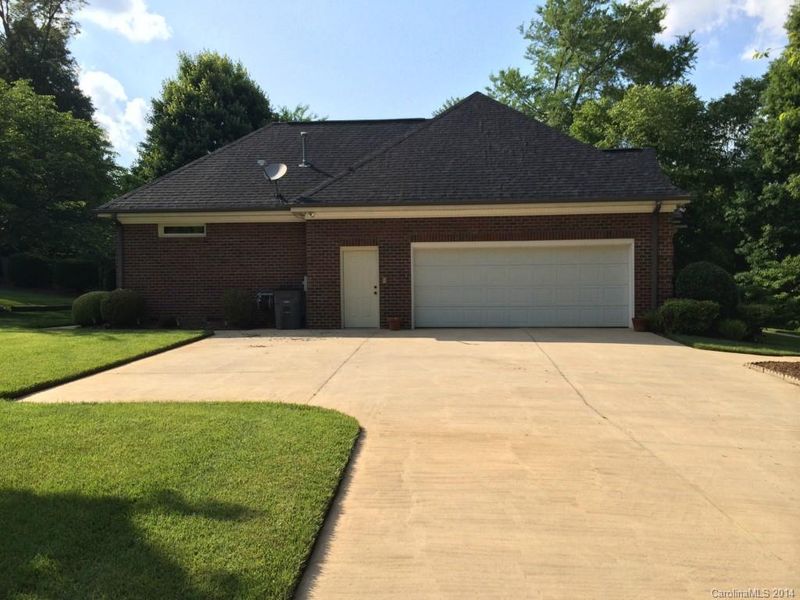 610 Peace Haven Rd #39, Kannapolis, NC 28083