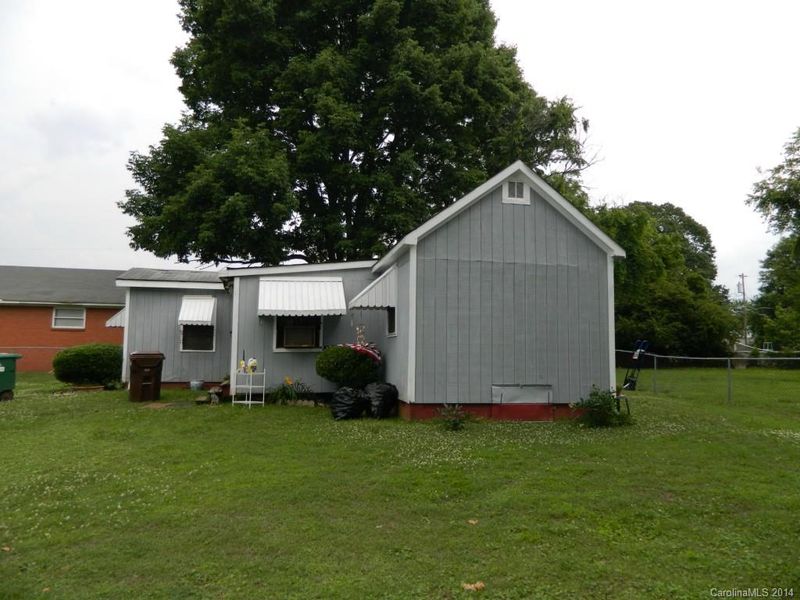 352.5 Mayflower Ave, Cramerton, NC 28032