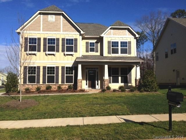 8003 Hyde Park Dr, Indian Trail, NC 28079