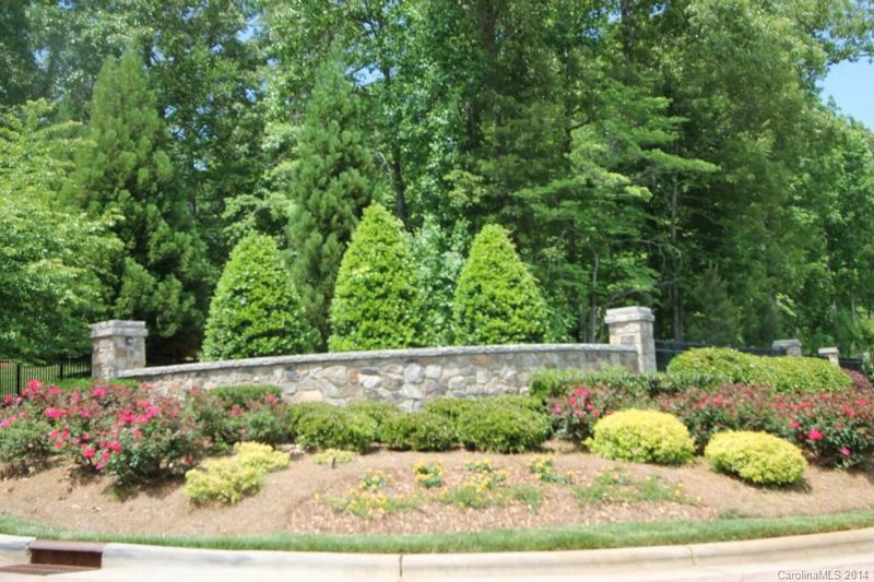 37 Pinnacle Dr #37, Iron Station, NC 28080