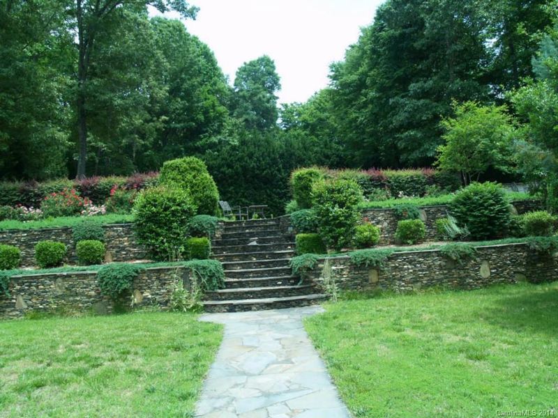 678 Big Indian Loop, Mooresville, NC 28117