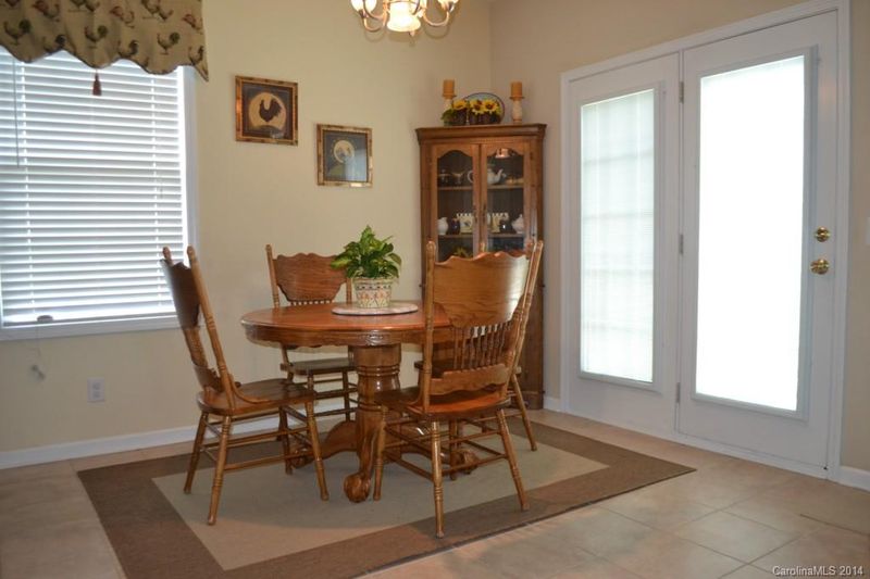 6181 Roseway Ct, Harrisburg, NC 28075