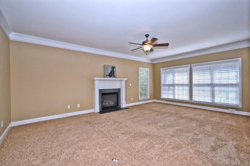 16930 Turtle Point Rd, Charlotte, NC 28278