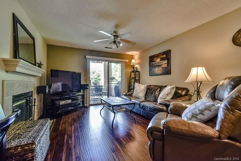 722 Southwest Dr #22, Davidson, NC 28036