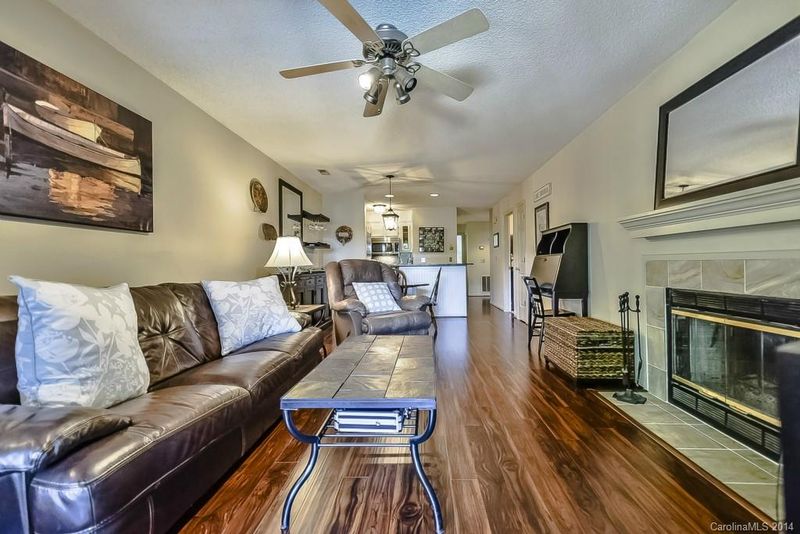722 Southwest Dr #22, Davidson, NC 28036