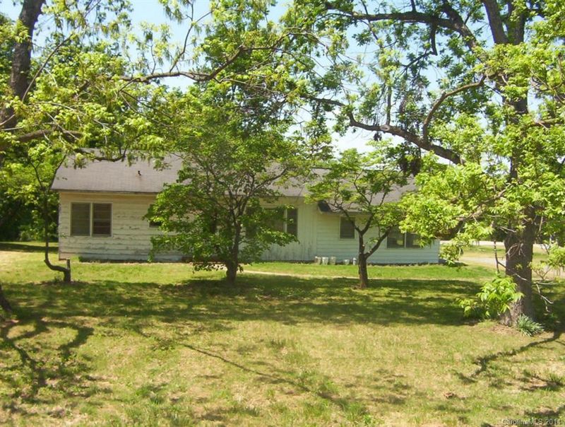 600 Wiggins Rd, Mooresville, NC 28115