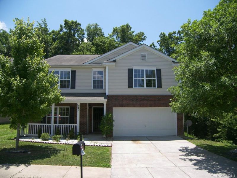 2631 Buckleigh Dr, Charlotte, NC 28215