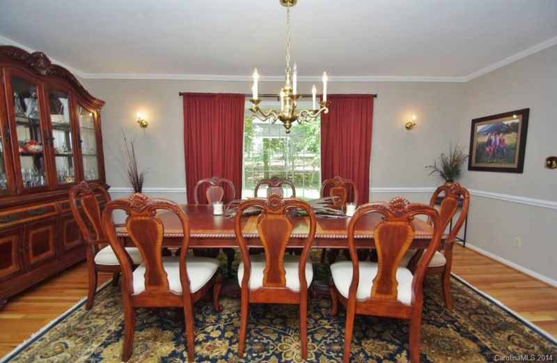 7009 Thames Ct, Matthews, NC 28104