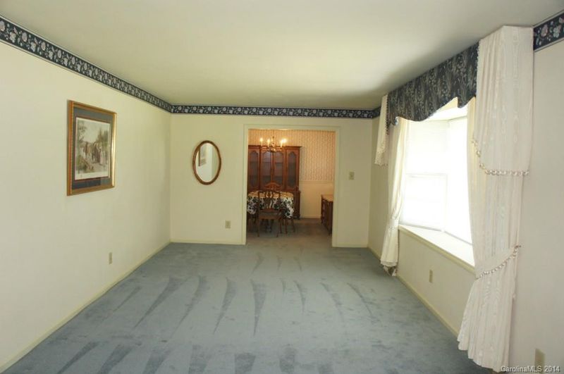 3317 Audrey Dr, Gastonia, NC 28054